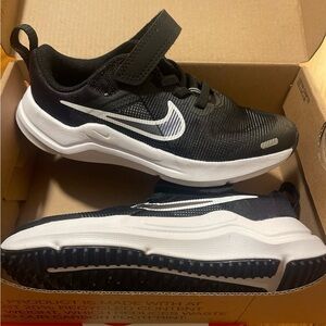 NWT :: Nike Toddler Downshifter